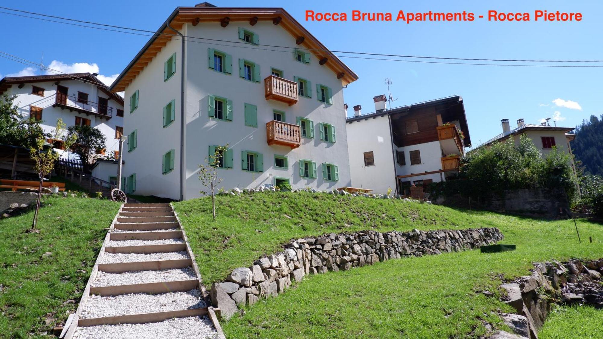 Appartamenti La Rocia Rocca Pietore Exterior photo